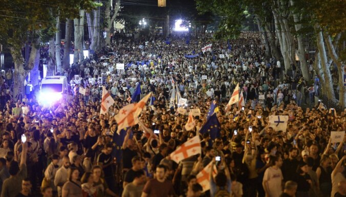 Tbilisi 120 000 cilvēki gājienā atbalsta Gruzijas iestāšanos ES