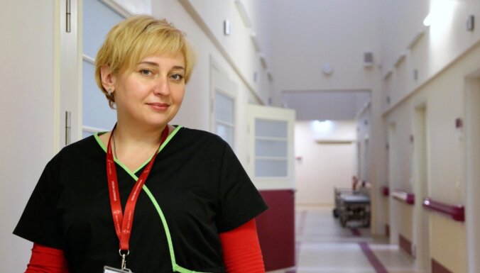 Украинская медсестра Рижской 1-ой больницы сдала экзамен по госязыку