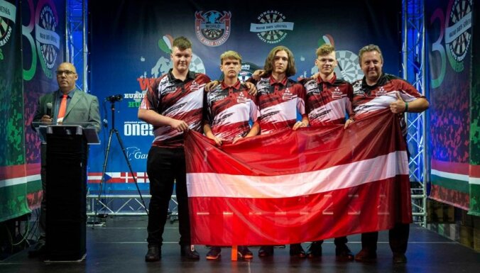 Latvijas jaunie šautriņu metēji pirmo reizi startējuši Eiropas kausā U-18 vecuma grupā