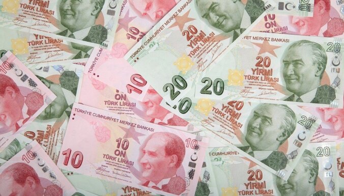 Инфляция в Турции превысила отметку в 83 процента
