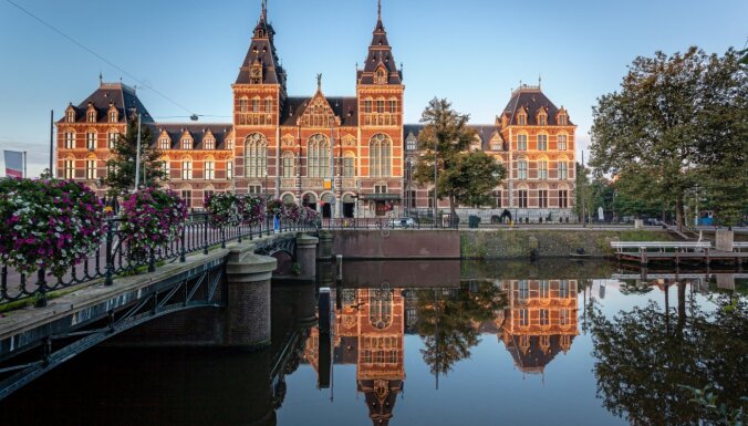 Наркотики, алкоголь и разврат: Амстердам — город с самой плохой репутацией в Европе