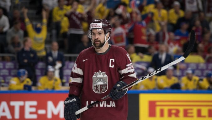 Latvijas hokeja izlase ar maču pret Poliju sāk pārbaudes spēļu ciklu pirms pasaules čempionāta
