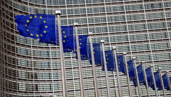 Резолюция Европарламента: за что РФ грозят отключить от SWIFT