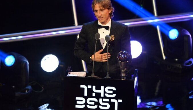 Лучшим футболистом года впервые за 11 лет признан не Месси и не Роналду