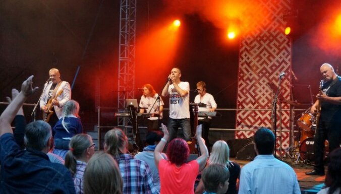 Neatkarības dienas velobraucienā Jūrmalā uzstāsies leģendārā Latvijas grupa 'Jumprava'