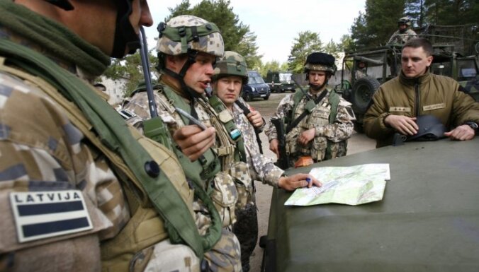 Latvija patlaban neatsauks Ukrainā dienošos NBS karavīrus