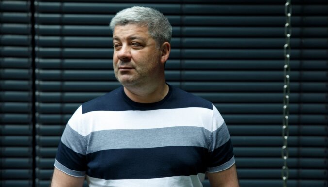 Латвийский тренер Леонид Тамбиев проигнорировал запрет на работу в России