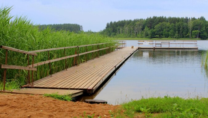 Пока тепло и солнечно: Восемь мест в Аугшдаугавском крае, где можно отдохнуть на природе