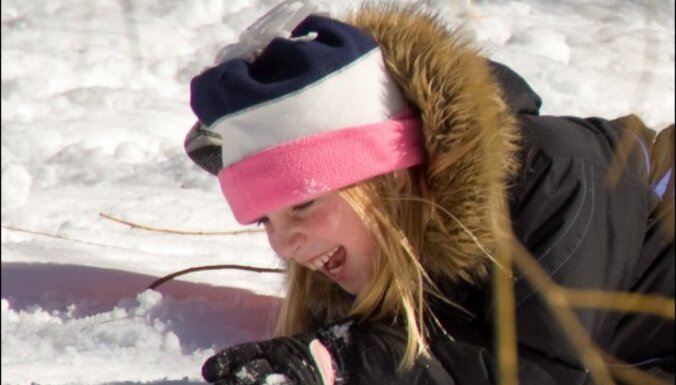 Во вторник из-за снегопада в Талсинском крае школьники будут учиться удаленно