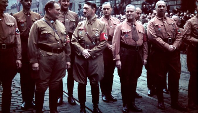 Американцы предъявили доказательство самоубийства Гитлера