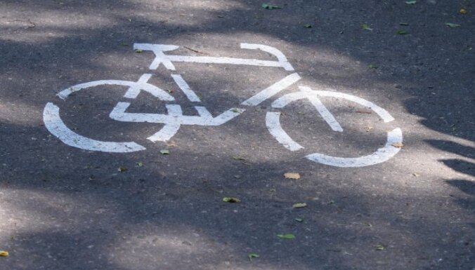 Велодорожки в Риге - за счет тротуаров и мест для парковки
