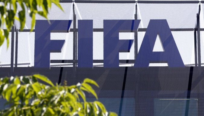 FIFA skandāls: ASV pieprasa Šveici izdot septiņas FIFA amatpersonas