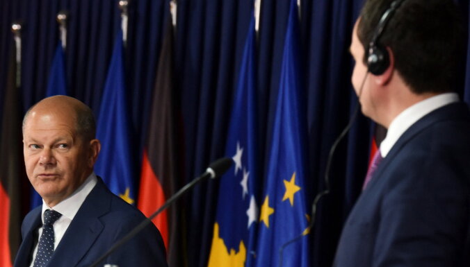 Rietumbalkānu valstu pievienošanās ES ir Vācijas valdības prioritāte, pauž Šolcs