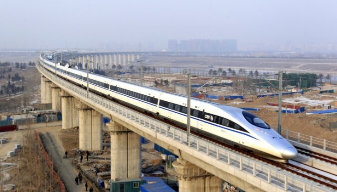 Ķīna un Krievija plāno ātrvilciena dzelzceļa līniju starp Maskavu un Pekinu