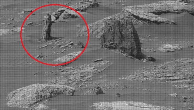 NASA fotogrāfijā no Marsa saskatīta jauna sensācija