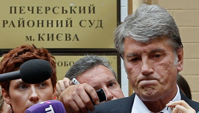 Ющенко просит допросить Путина по "делу Тимошенко"