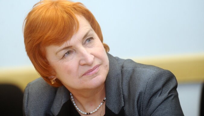 Saeima apstiprina deputātes mandātu Alīnai Gendelei
