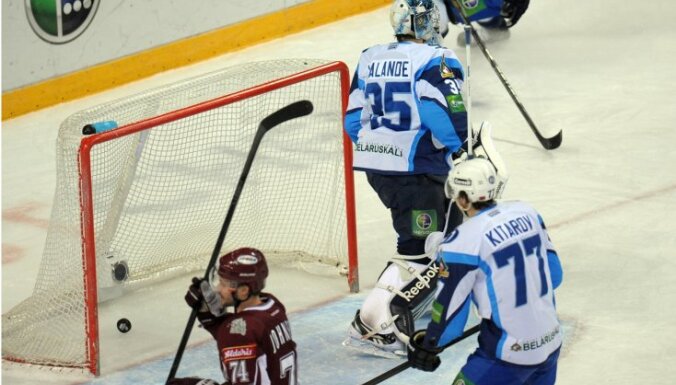 Rīgas 'Dinamo' vēlreiz neatstāj cerības uz uzvaru Minskas hokejistiem