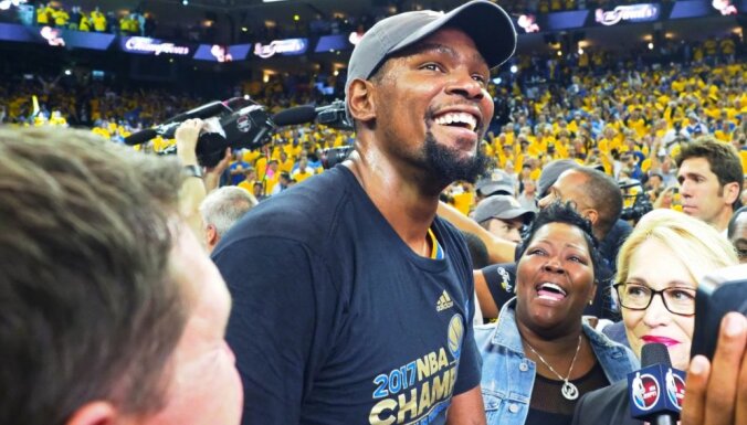 Durants nepiedalīsies tradicionālajā NBA čempionu vizītē pie ASV prezidenta