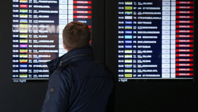 Число пассажиров в Рижском аэропорту снизилось на 71,5%