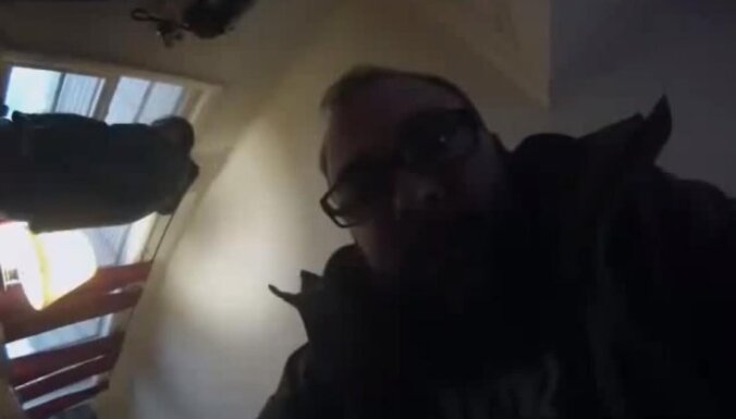 Video: Ko mājās dara suns, kad saimnieks ir prom