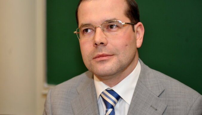 Мамыкин призвал депутатов Европарламента дать негражданам право избирать ЕП