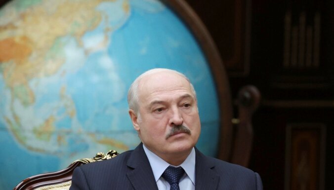 Лукашенко оценил число своих противников в Белоруссии в 500 тысяч человек