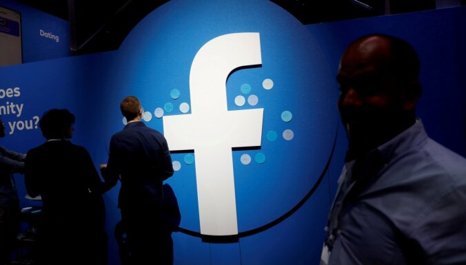 Tiesās sievieti par krāpšanos 'Facebook'