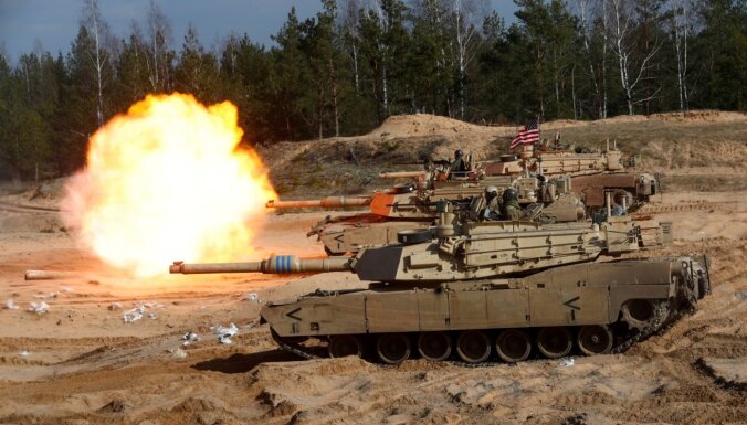 Polija no ASV iegādāsies 250 modernākos 'Abrams' tankus