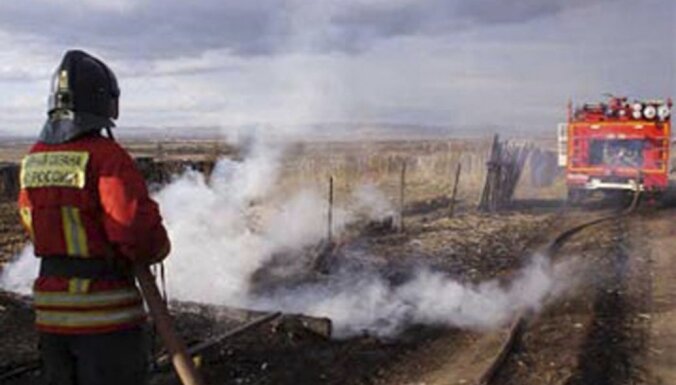 Лесные пожары в России: Газманов на танке и новые режимы ЧС в регионах