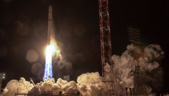 "Роскосмос" запретит российским космонавтам материться