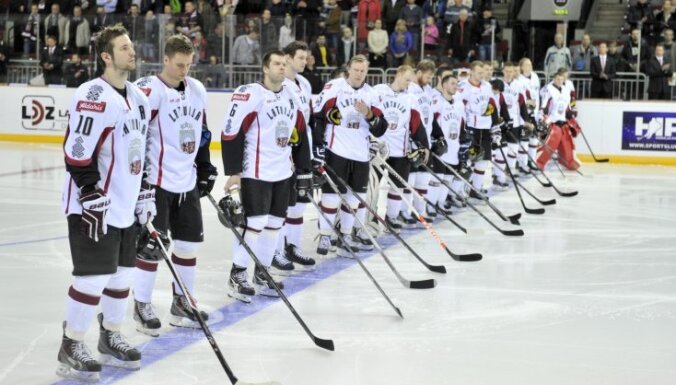 Latvijas hokeja izlase saglabās vietu elites divīzijā, prognozē bukmeikeri