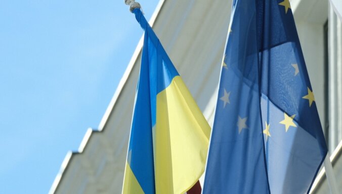 ES apstiprina jaunu militāro palīdzību Ukrainai 500 miljonu eiro apjomā