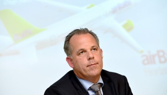 Глава airBaltic рассказал, почему его зарплата снизилась до 844 000 евро