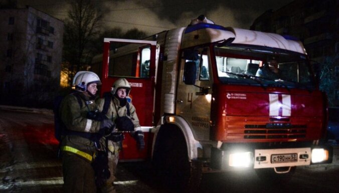 Krievijā Belgorodas apgabalā munīcijas noliktavā izcēlies ugunsgrēks, ziņo gubernators