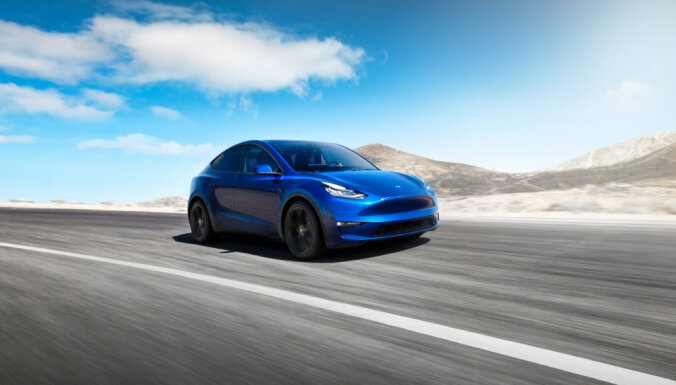 Tesla представила электрический кроссовер Model Y