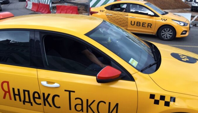 В Риге начал работать конкурент Taxify - российский сервис Яндекс.Такси