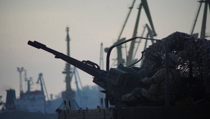 Britu flote varētu pavadīt kravas kuģus cauri Odesas blokādei