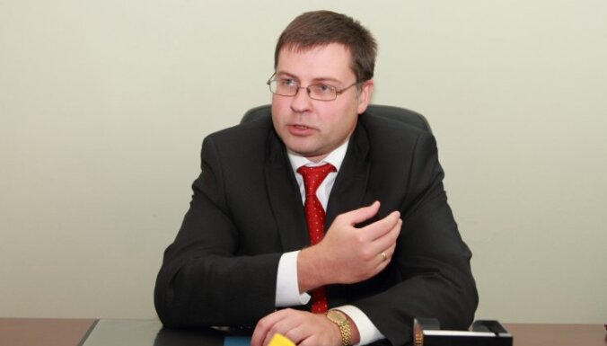 Dombrovskis: ja būs signāli par koalīcijas nestabilitāti, koalīciju paplašinās ar ZZS
