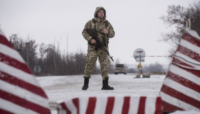 Военное положение: имитация или настоящий "стресс-тест" для Украины?