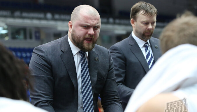 Artur Stalbergs, basket