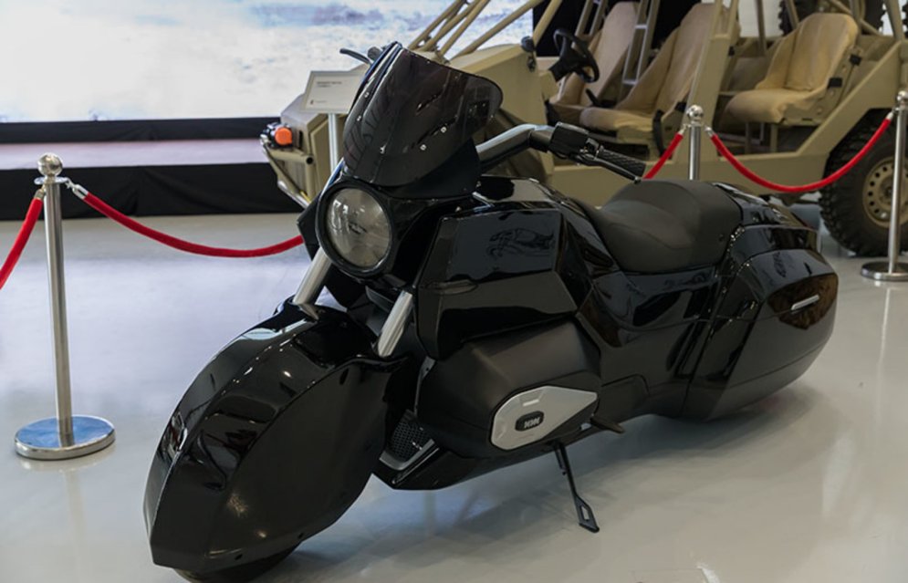 ФОТО, ВИДЕО. "Калашников" сделал уродливый мотоцикл "Иж" для эскорта Путина