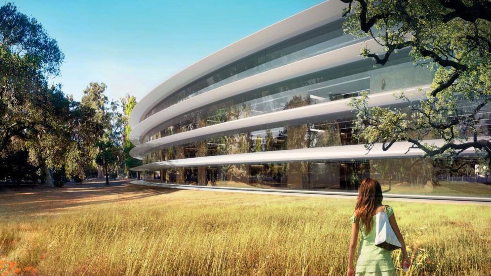ВИДЕО: Стройка нового офиса Apple на 13 тыс. человек потрясает своими размерами