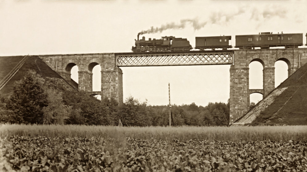 Dzelzceļa vēstures līkloči Latvijā no 1889. līdz 1914. gadam