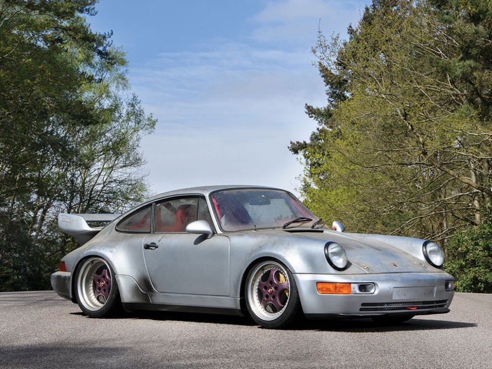 ФОТО: Porsche 911 1993 года с пробегом 10 км продали за €2 млн.
