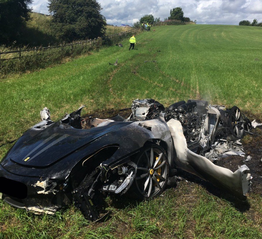 Авария на €400 000. Британец разбил Ferrari 430 Scuderia уже через час после покупки