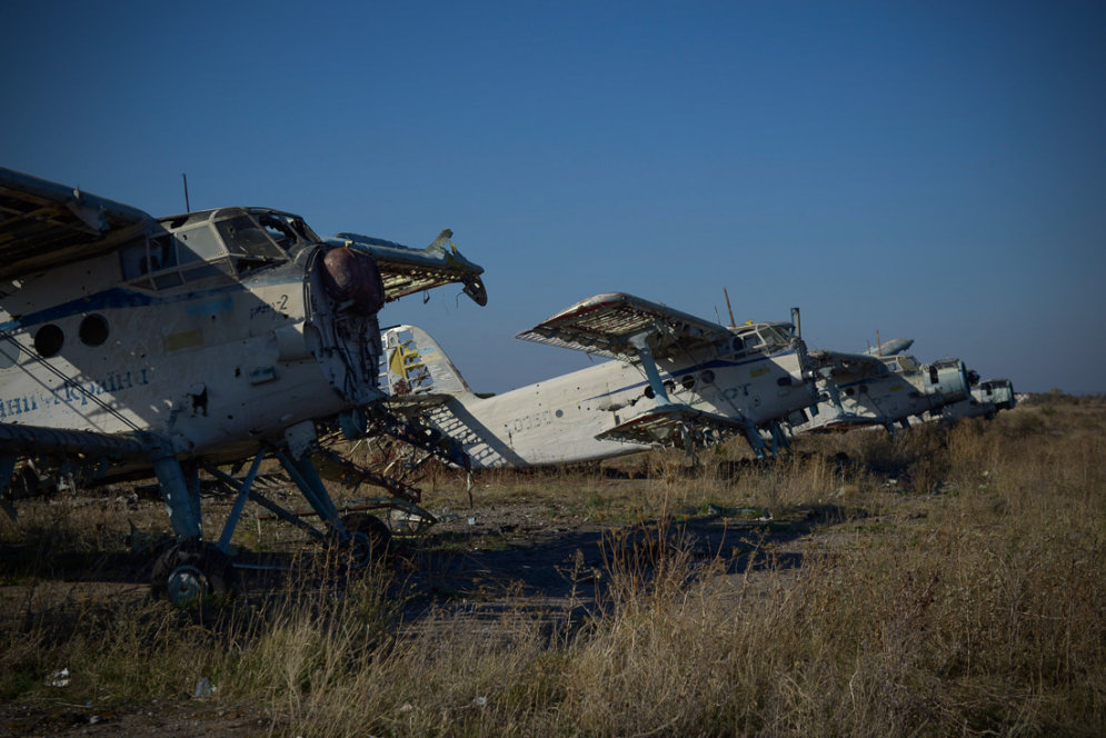 Отутюженный: как сегодня выглядит аэропорт украинского Луганска