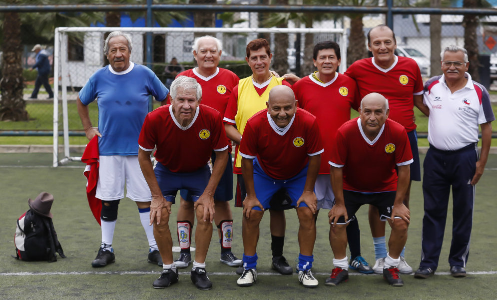 А ну-ка, дедушки: футбол для тех, кому за 60 (но до 90)