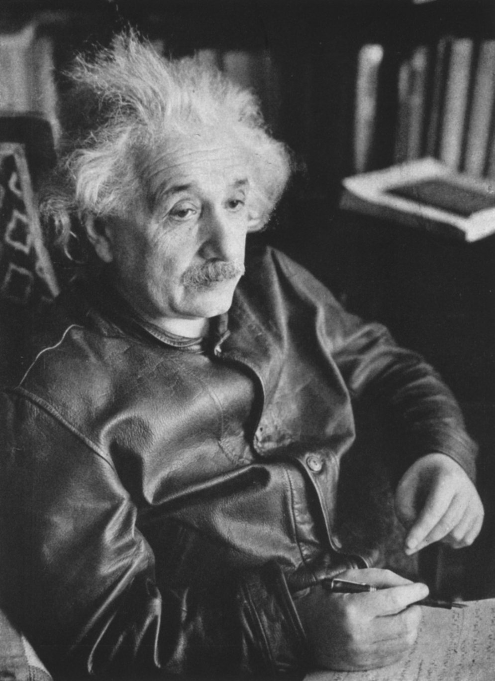 Desmit iedvesmojoši ģeniālā Alberta Einšteina citāti