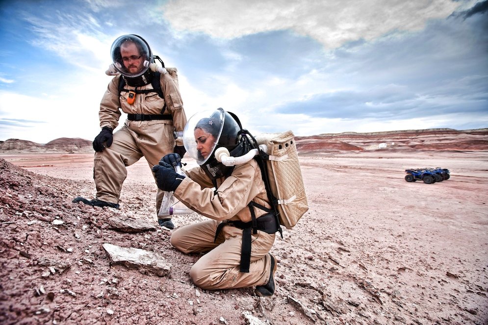 Astronauti trenējas dzīvei uz Marsa